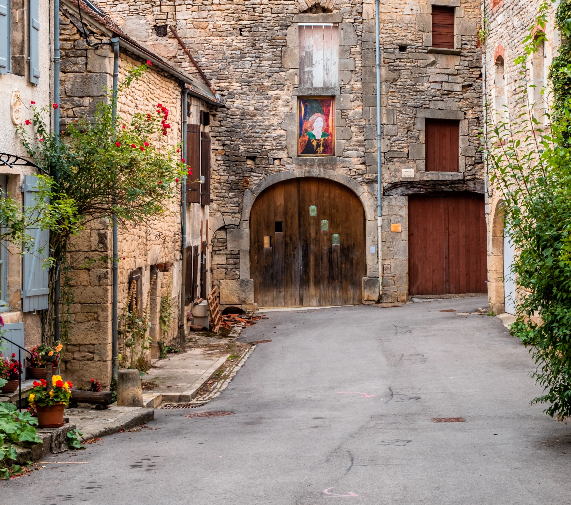 Замки, аббатства и шато. Аутентичные исторические городки и деревни Франции, где словно попадаешь в прошлое